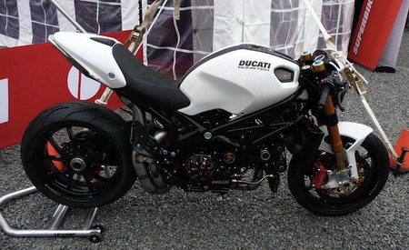 Ducati Monster 696 S4