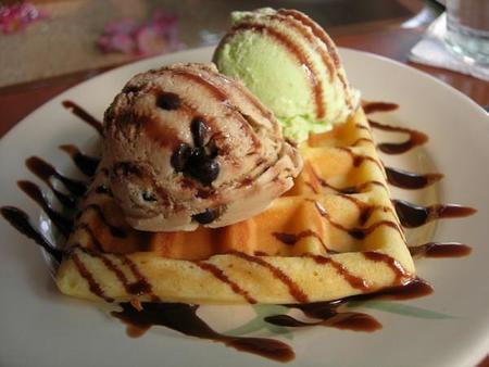 Si estás triste, no es tan buena idea comer helado