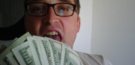 Los ricos descargan más que los pobres según el INE