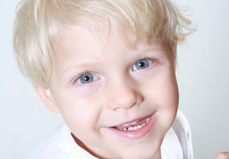 ¿Cuánta pasta de dientes usan tus hijos? De acuerdo con un estudio, quizás más de lo recomendado