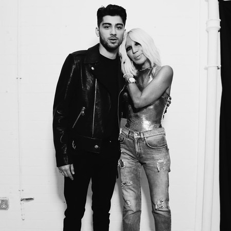 ZAYN se apunta como diseñador (otra vez), ahora para Versus