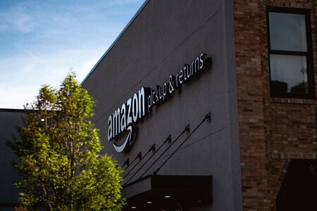 La Comisión Europea acusa a Amazon de usar ilegalmente los datos de los vendedores de terceros para competir con ellos