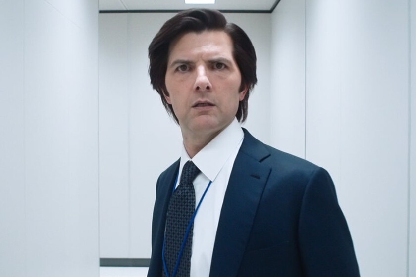 Adam Scott ya sabe cómo termina 'Separación' y tiene un aviso para los fans: la tercera temporada empieza a rodarse ya