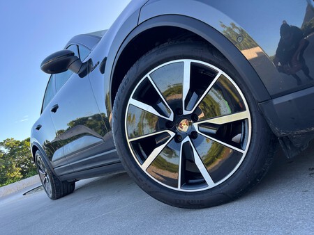 MACAN6