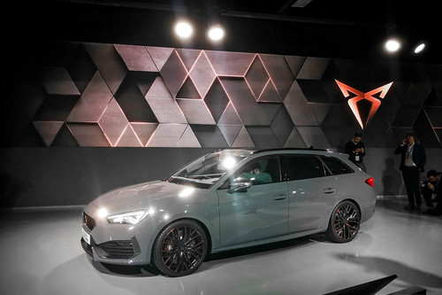 Primer contacto con el CUPRA León: más sofisticado, premium y de aspecto deportivo que el anterior