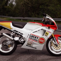 Es inminente: la DGT por fin va a facilitar los trámites para las motos históricas, retro o clásicas