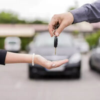 Arreglar estos pequeños detalles de tu carro antes de venderlo sube su valor y te sale barato