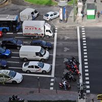 El comercio electrónico inunda las calles: la presión por llegar a tiempo ya es un problema de seguridad vial