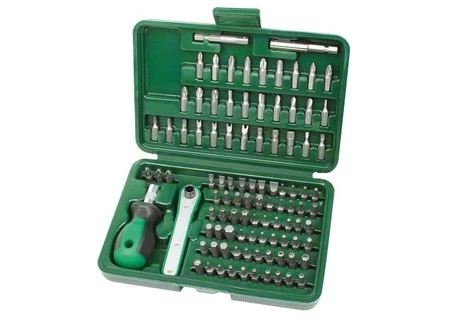 Por sólo 7,42 euros en Amazon tenemos el  juego de puntas de destornillador de 99 piezas Mannesmann M29899 