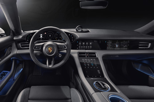 Así es el interior del Porsche Taycan: todo digital para el coche eléctrico opcionalmente libre de piel