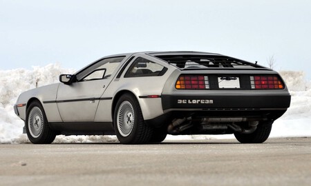 Delorean Italdesign Teaser 2022 2