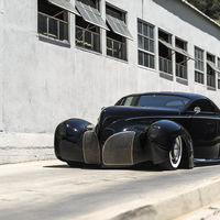 Pura agresividad y elegancia. Así es el Lincoln Zephyr 1939 "Scrape" hot rod (eh, y puede ser tuyo) 