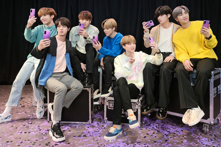 Samsung lanza los Samsung Galaxy S20+ y Galaxy Buds+ BTS Edition, púrpuras y personalizados con temas de la banda de K-POP