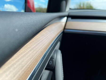 Tesla Model Y Prueba Contacto 11