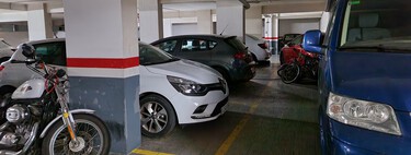 “Es mi plaza y hago lo que quiero”,  pero tu plaza de garaje no es un trastero: por qué guardar muebles o cajas te puede salir muy caro