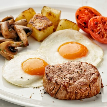 En esta sartén japonesa se pueden cocinar hasta cuatro alimentos a la vez ensuciando menos y ahorrando tiempo