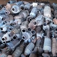 Detienen a una banda en EE UU con un millón de dólares en catalizadores robados: el jefe los pedía por redes sociales