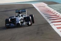 Nico Rosberg consigue la 'pole' en Abu Dhabi y mete presión a Hamilton