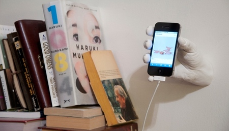 Hand Dock, el dock para el iPhone con forma de mano