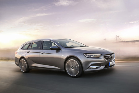 Opel Insignia Sports Tourer 105
