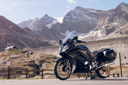 Yamaha FJR1300AS y FJR1300AE Ultimate Edition: el canto de cisne de las sport-turismo de Iwata