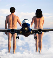 Los vuelos nudistas están de moda