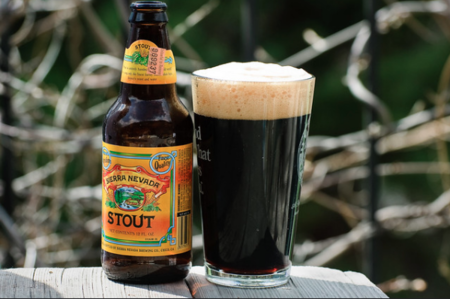 Cerveza Stout: Descubrimos el origen y los secretos de este delicioso estilo cervecero