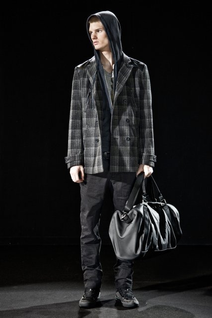 Energie Otoño-Invierno 2012/2013. Un lookbook entre militar y 'worker'