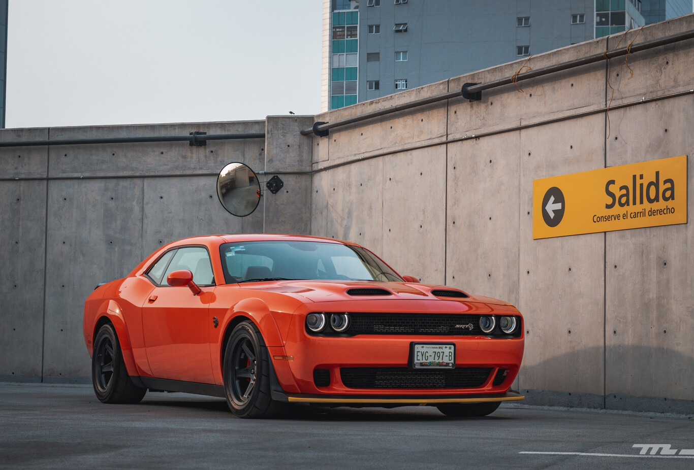 Dodge Challenger SRT Super Stock, a prueba: 807 hp, llantas para arrancones y casi $2 MDP de brutalidad pura