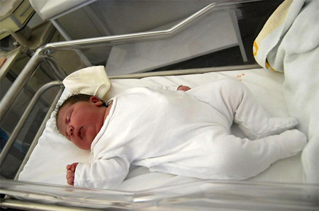 Nace en España un bebé de más de 6 kilos y bate un récord nacional