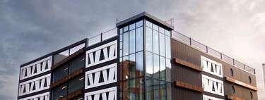 Suecia tenía un problema con el reciclaje de las palas de los aerogeneradores. Lo ha resuelto convirtiéndolas en un aparcamiento para 300 coches