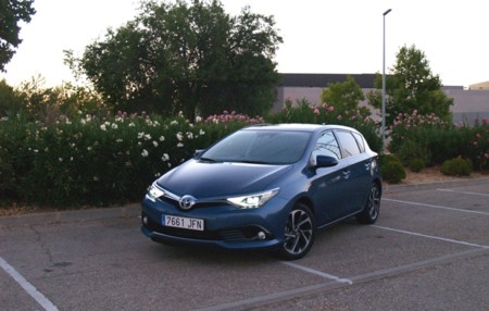 Toyota Auris 120t 06