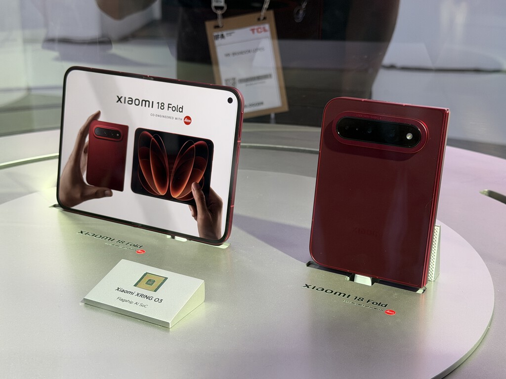 El Xiaomi 18 Fold cambia de forma para "solucionar la limitación habitual de los plegables". Y apunta directamente al iPhone Ultra