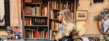 Mango triunfa con los vaqueros anchos en el color Pantone de 2026 que hacen tipazo y match con blusas elegantes 