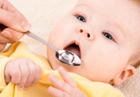 Sanidad prohíbe el uso de codeína en niños y durante la lactancia materna