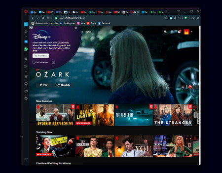 Opera le ha estado mostrando a algunos usuarios publicidad de Disney+ encima de la web de Netflix