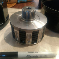 Un cliente de Amazon pide un embrague para su BMW M3 y le envían uno de F1