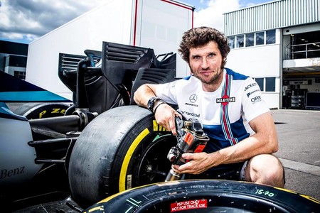 Guy Martin se pasa a la Fórmula 1: en Spa Francorchamps trabajará como mecánico de Williams
