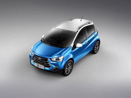 Así es el JAC S1, un urbano chino que sería un duro rival de Kwid si llegara a México 35 Jac S1 7