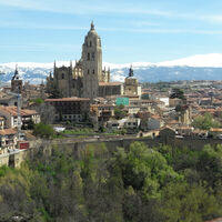 Cuatro magníficas ciudades españolas para visitar este otoño