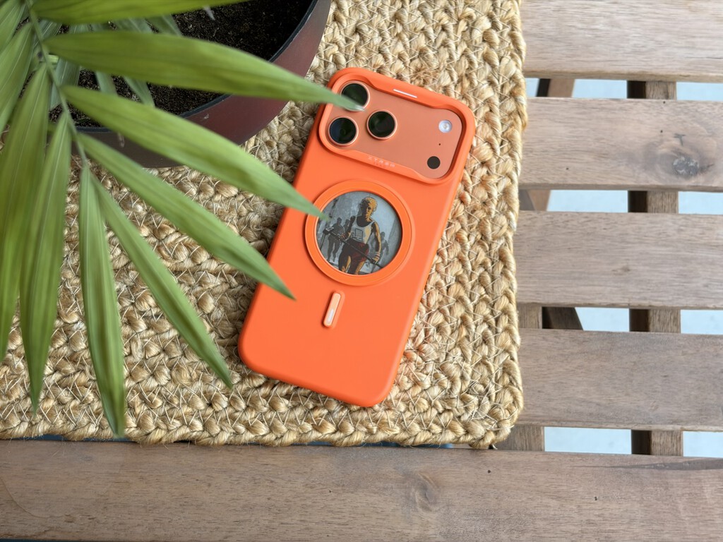 XTREM Inno funda para iPhone, análisis: parece una funda normal hasta que descubres lo que puede hacer su pantalla