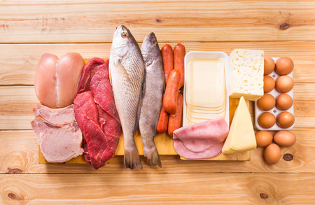 ¿Tiene sentido separar hidratos de proteínas? Lo que dice la ciencia sobre la dieta disociada