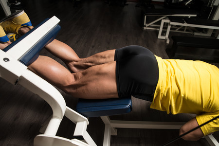 Cinco ejercicios para entrenar tus isquiosurales en el gimnasio