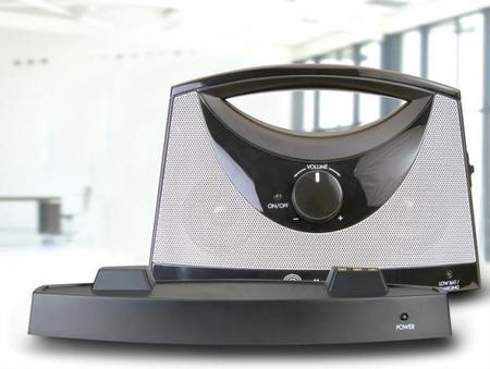 Amplicomms TV SoundBox, un altavoz inalámbrico para personas con deficiencias auditivas