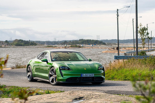 11 coches eléctricos de más de 70.000 euros: selección de coches cero emisiones con etiqueta CERO