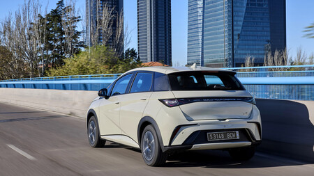 BYD Dolphin 2023