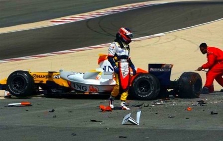 El nuevo Renault R29 no pasa el crash test de la FIA