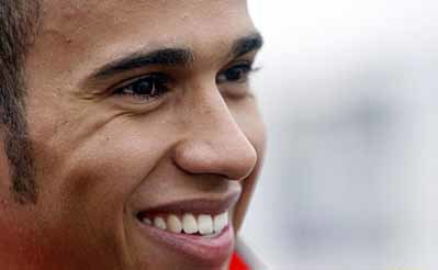 Hamilton cree que este año será más fácil