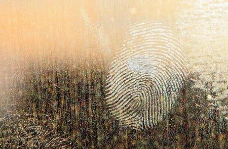 Creando una huella digital microbiana para atrapar a violadores