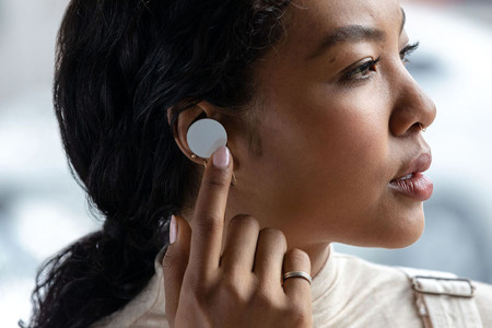 Los Surface Earbuds reciben una actualización que permite cambiar el códec y usar SBC en lugar de aptX